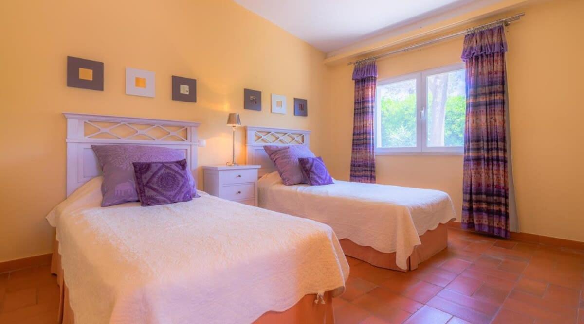 Villa Prado - Beautiful Beachfront Villa アルブフェイラ エクステリア 写真