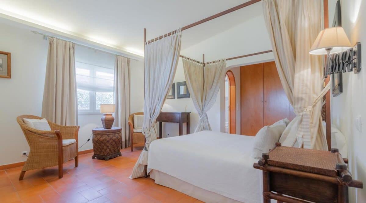 Villa Prado - Beautiful Beachfront Villa アルブフェイラ エクステリア 写真